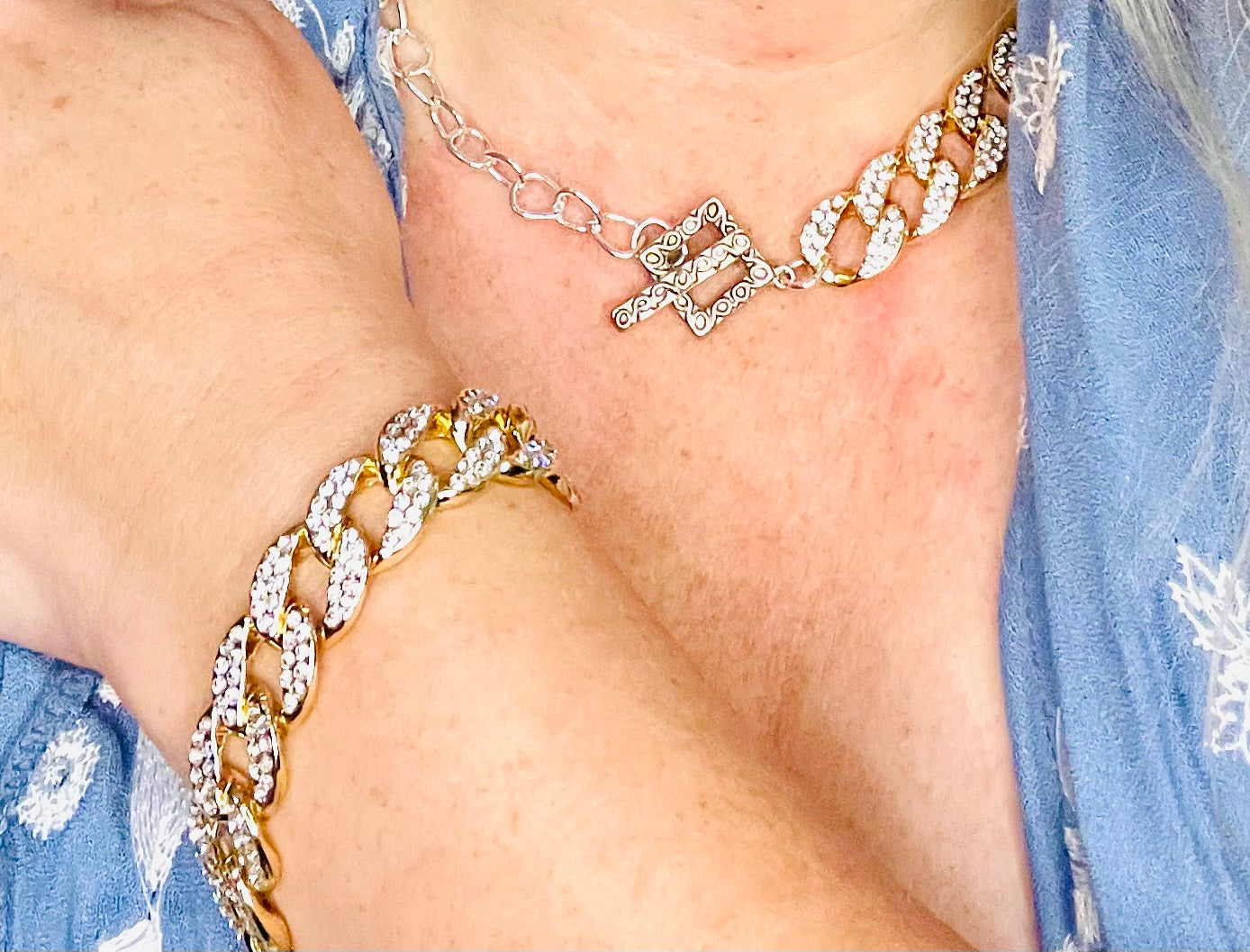 Glitzin Gold Necklace